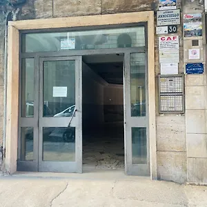 Le Limosine , Nápoles Italia